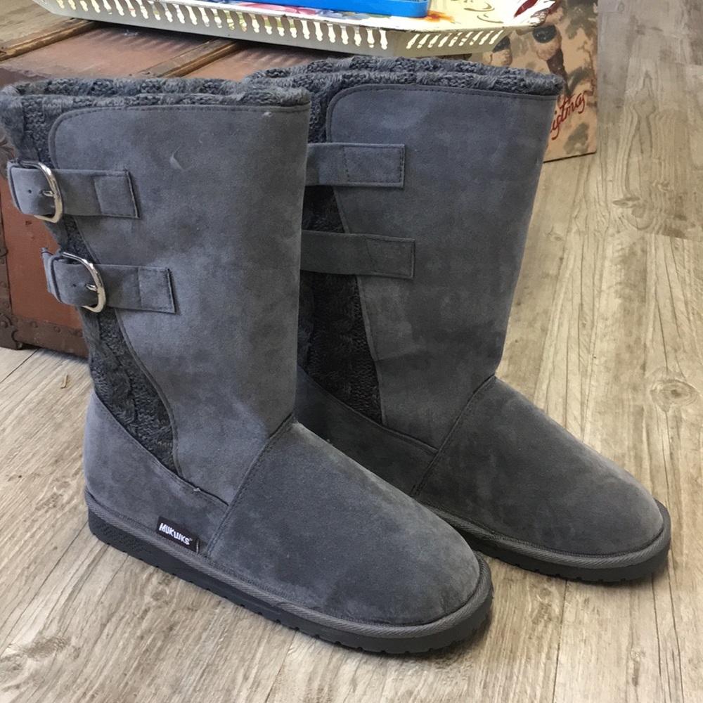 Muk Luks Gray Boots Women’s Size 9